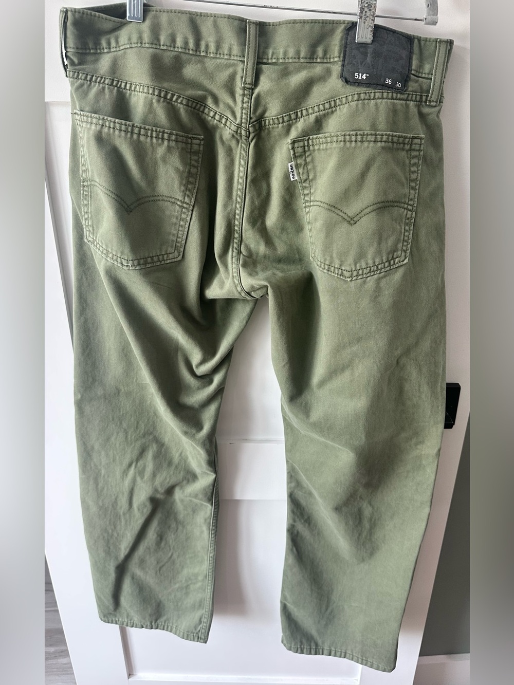 olive green  Twill Levi's 514 straight-fit pants  five-pocket 36 X 30 Stretch